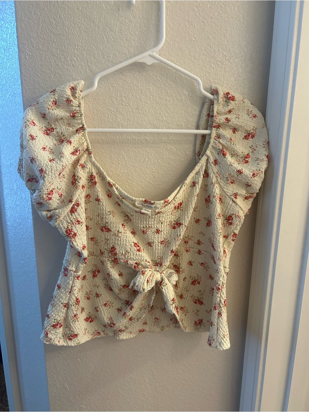 See You Monday Cream Floral Tie-Front Puff Sleeve Top
